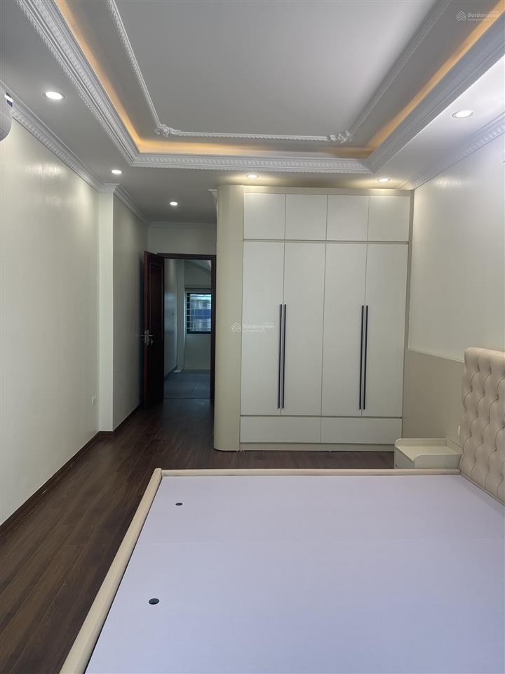 Bán nhà ngõ 622 minh khai, nằm trong khuôn viên kđt tmes city, phường vĩnh tuy, hà nội 38m2*6 tầng