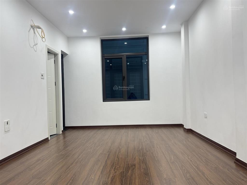 Chính chủ bán nhà sô 14 ngõ 622 minh khai, phường tương mai, hn 40m2*6tầng có thang máy