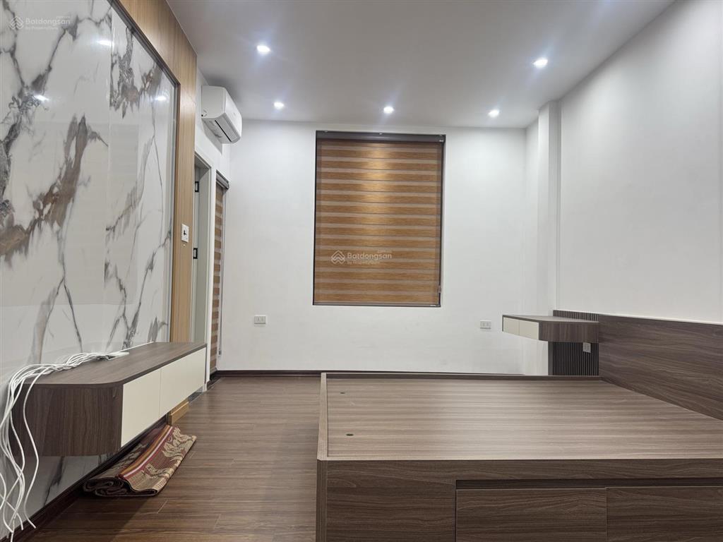 Chính chủ bán nhà sô 14 ngõ 622 minh khai, phường tương mai, hn 40m2*6tầng có thang máy