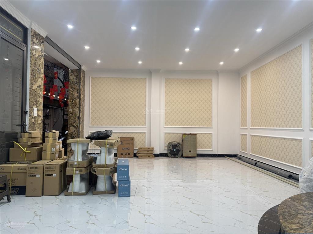 Chính chủ bán nhà sô 14 ngõ 622 minh khai, phường tương mai, hn 40m2*6tầng có thang máy