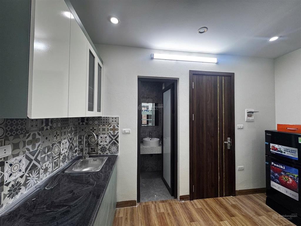 Cần bán tòa chung cư mini trung tâm quận hai bà trưng, hà nội 60m2*6 tầng 12 phòng khép kín