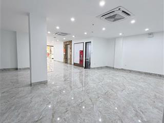 Cho thuê mặt bằng kinh doanh 130m2 ngay mặt đường phú diễn  bắc từ liêm  hà nội