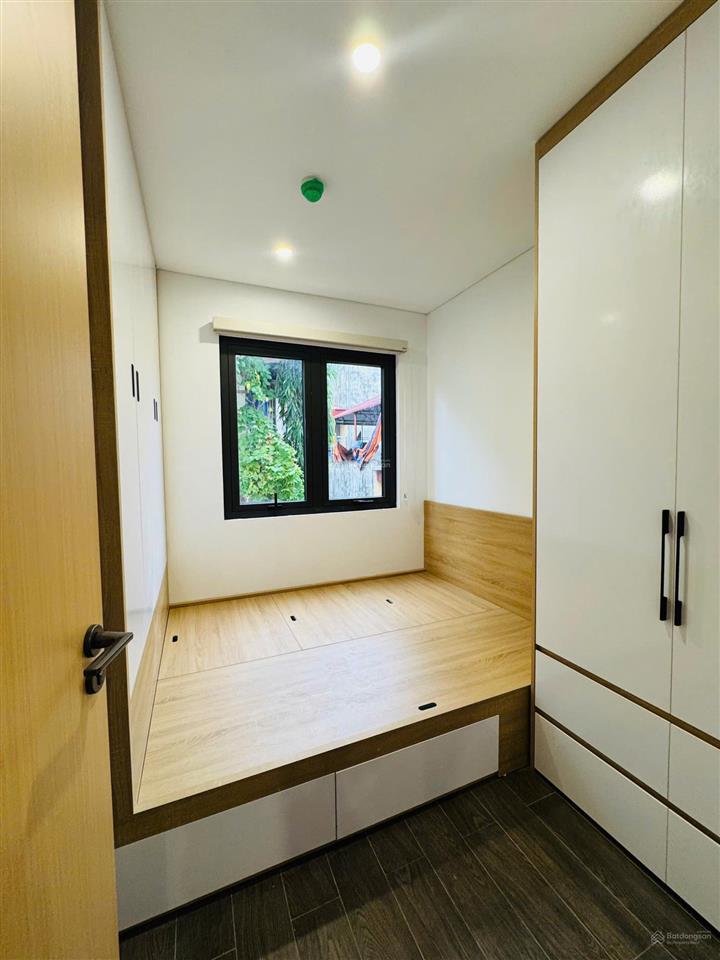 Cho thuê căn hộ 2pn mới ngay đường nguyễn chí thanh  50m2 full nội thất cao cấp!!