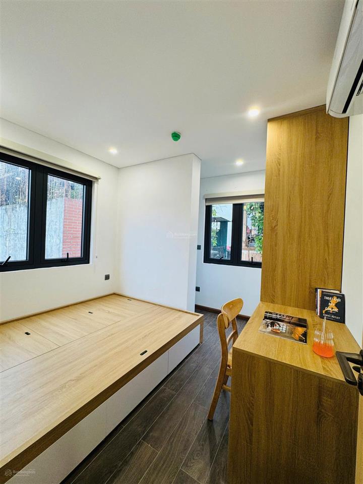 Cho thuê căn hộ 2pn mới ngay đường nguyễn chí thanh  50m2 full nội thất cao cấp!!