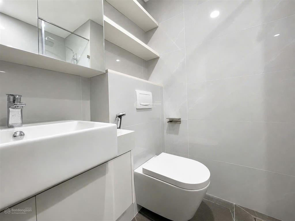 Cho thuê căn hộ 2 ngủ 1 khách tại tứ liên  tây hồ, full nội thất cao cấp, có nhận khách tây.