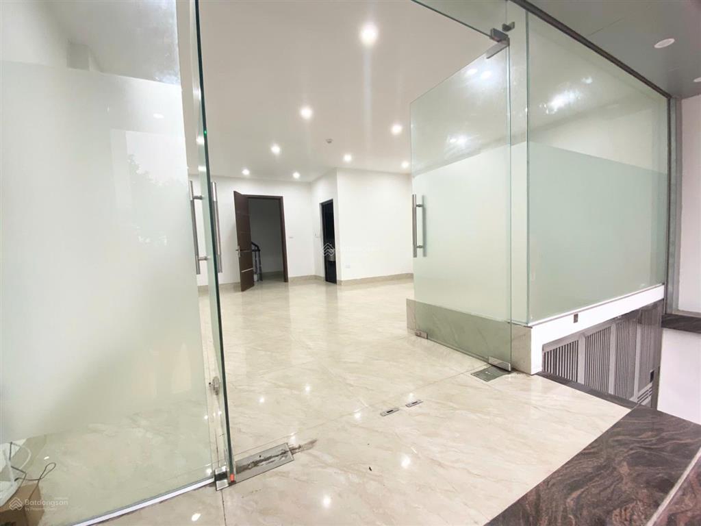 Cho thuê mặt bằng ngõ 214 phú diễn  40m², chỉ 5 triệu/tháng, phù hợp kinh doanh onl, làm văn phòng