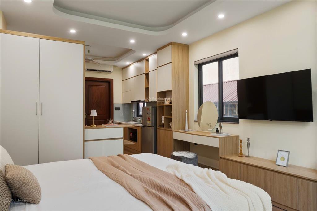 Cho thuê căn hộ mới tinh 60m2, 14tr2 ngay tại mặt phố phan đình phùng, hà nội  hot