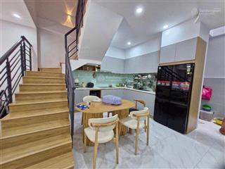 7.3 tỷ, nhà 3 tầng tam bình  thủ đức, 67m2, 3pn, 3wc, full nội thất