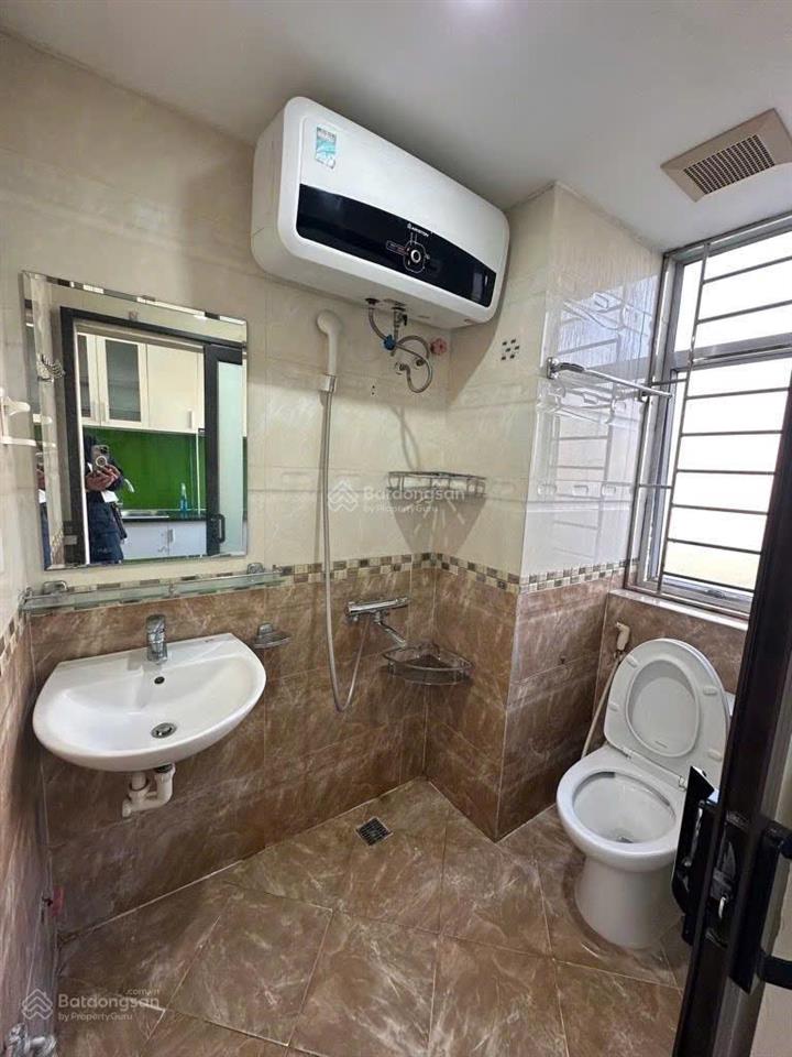 Bán căn hộ tòa a6d nam trung yên, cầu giấy, 42m2, 3.85 tỷ, sổ đỏ cc, full nội thất mới đẹp