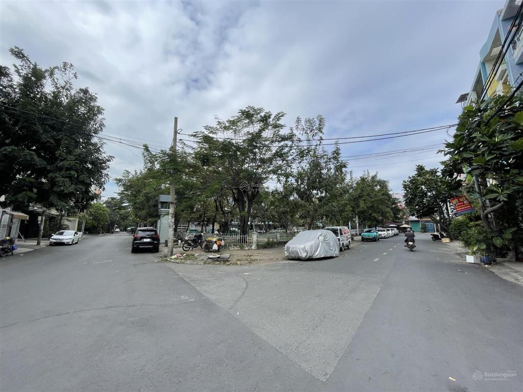 Bán nhà mt khu cư xá q6 dt 66m2 nhà 5 tầng, có hơn 10 phòng view công viên giá 9.55 tỷ