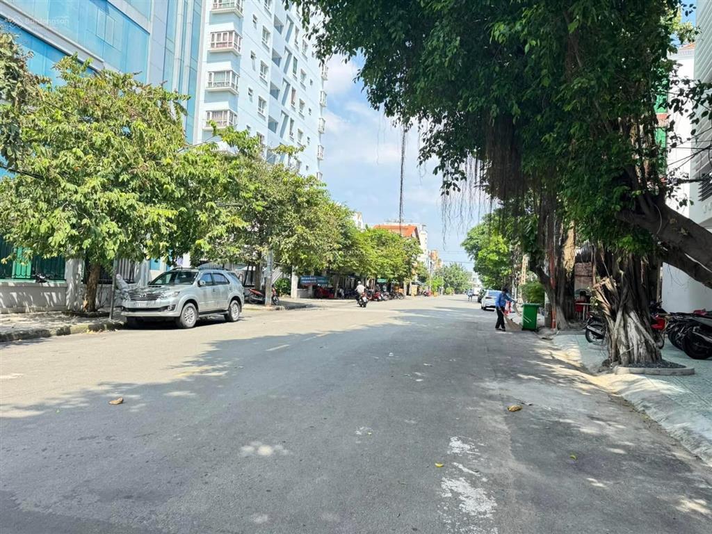 Bán gấp nhà mặt phố 5m, 93m2, 25,8 tỷ tại đường số 7, bình trị đông b, bình tân, hcm