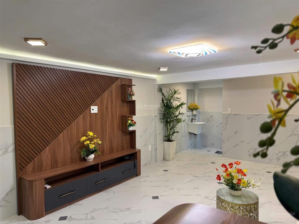 Nhà hxh đường hậu giang sát chợ bình tây dt 48m2 nhà mới 4 tầng giá bán 6.8 tỷ tl