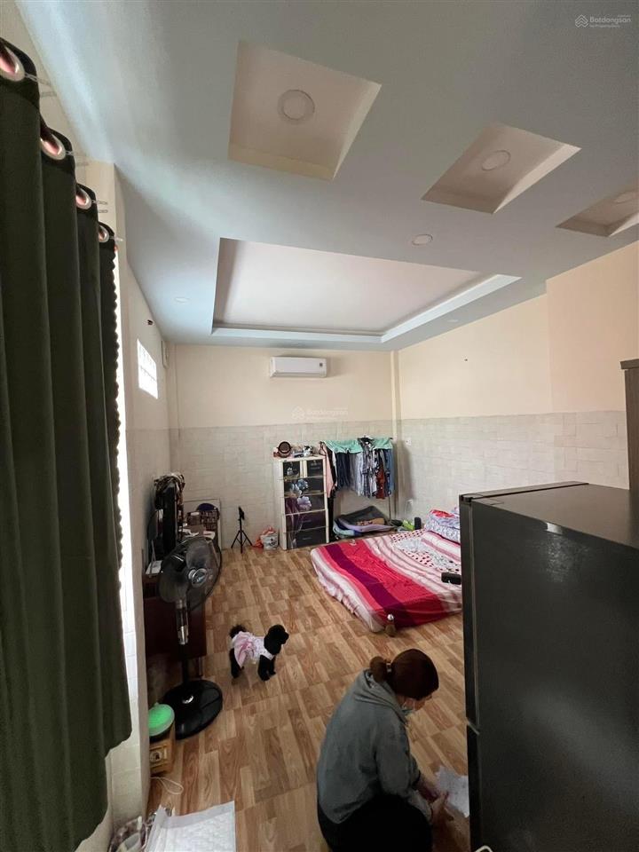 Căn góc 2mt sát chợ hồ trọng quý, dt 4.2x15m, 3 tầng, giá bán 9.1 tỷ tl