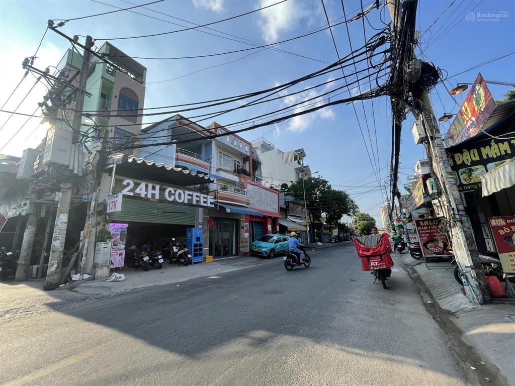 Lô góc 2mtkd trương phước phan dt 10x16m, cấp 4 giá 13 tỷ tl