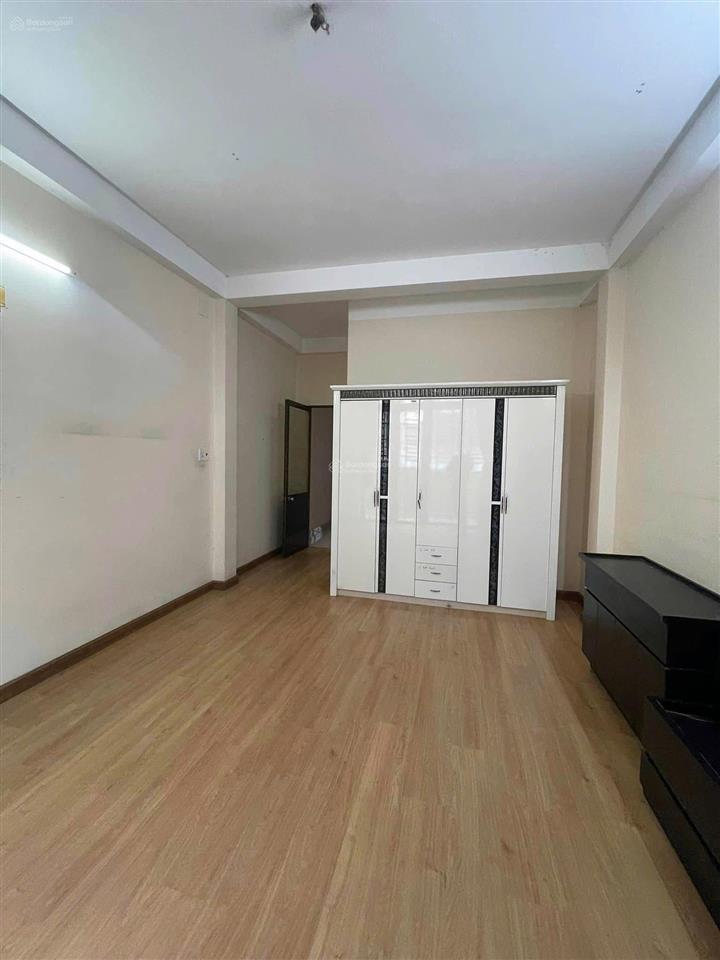 Nhà cho thuê mt khu bình phú dt 60m2 nhà 3 tầng(4pn + 3wc) giá thuê 15tr/tháng