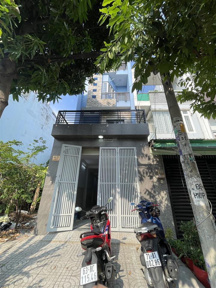 Nhà mtkd khu tên lửa dt 80m2(4pn + 4wc) nhà 3.5 tấm giá 23tr/tháng(tl)