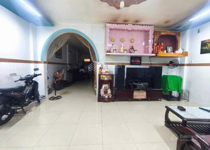 Nhà hxh đường liên khu 10  11 dt 6.8 x 18m nhà 1 lầu giá 7.9 tỷ tl