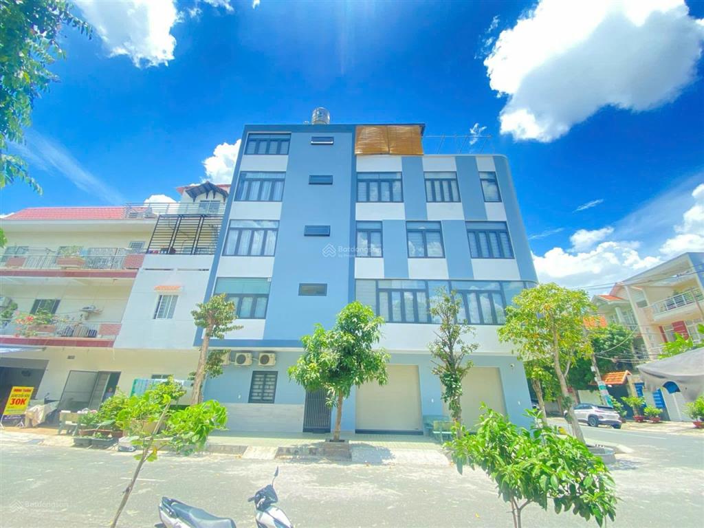 Căn góc 2mt khu tên lửa, dt sàn 323m2, kết cấu 5 tấm, giá bán 15.2 tỷ tl