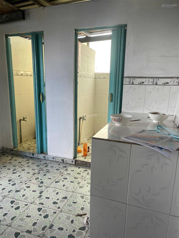 Bán căn hộ chung cư tầng 6 đường võ văn kiệt q5 cũ dt 3.8x18m (3pn + 2wc) giá 2.15 tỷ