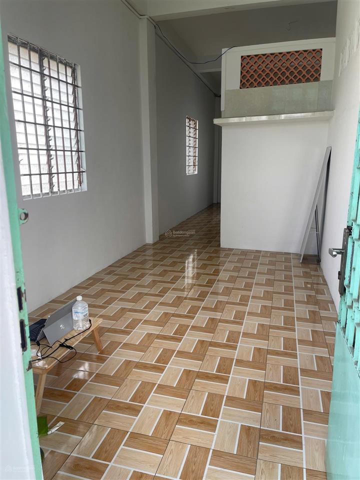 Bán căn hộ chung cư tầng 6 đường võ văn kiệt q5 cũ dt 3.8x18m (3pn + 2wc) giá 2.15 tỷ
