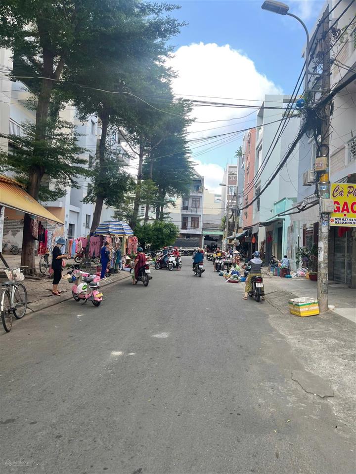 Lô đất mặt tiền khu tên lửa dt 72m² ngay chợ, chung cư, giá 8,2 tỷ tl