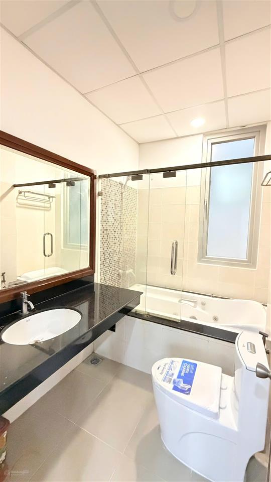 Nhà mặt tiền kinh doanh khu bình phú dt 4x18.5m, 4 tầng(4pn + 5wc) giá 13.4 tỷ