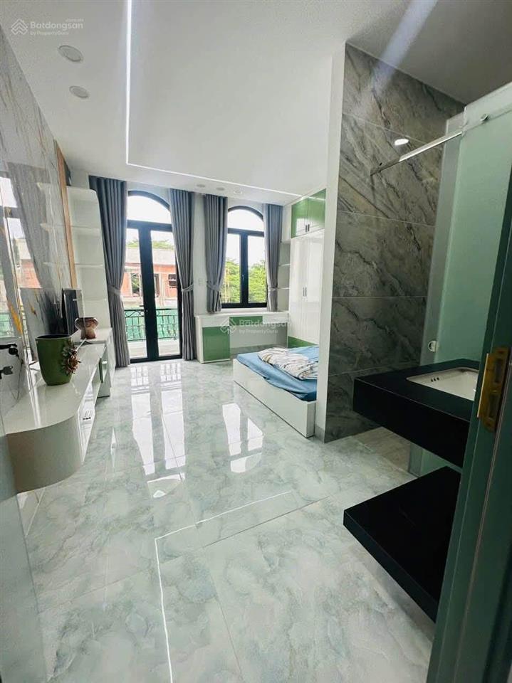 Bán nhà gần khu tên lửa đường hương lộ 2 dt 4.15x18m, 5 tầng có thang máy giá 7.6 tỷ tl