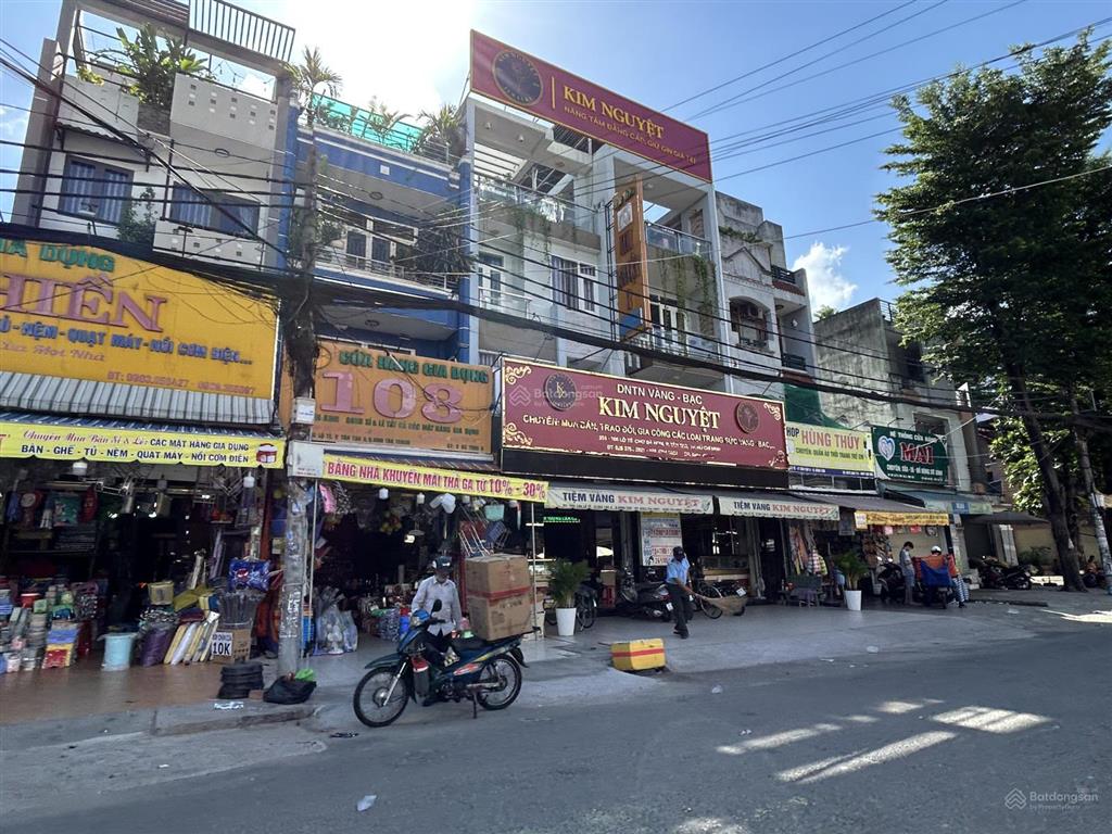 Nhà mtkd ngay chợ bà hom dt 6x20m, 4 tầng thu nhập 40tr/th giá 12 tỷ