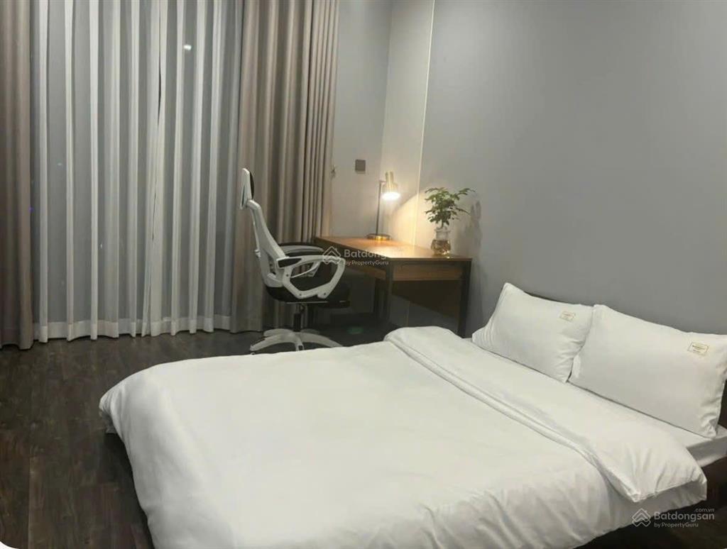Cho thuê chcc han jardin ngoại giao đoàn, 3pn, full nội thất mới đẹp, tầng cao view hồ tây
