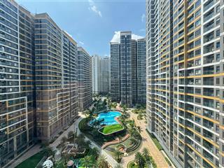 Cực tốt | giảm 600tr so với giá gốc | căn 2pn+ 69m2 view hồ bơi giá chỉ 4,250tỷ.