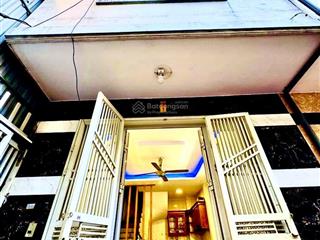 Nhà đẹp đón tết  ngõ nông  10 mét ra oto tránh  nhà xây kiên cố  thửa đất đẹp  tiện íc