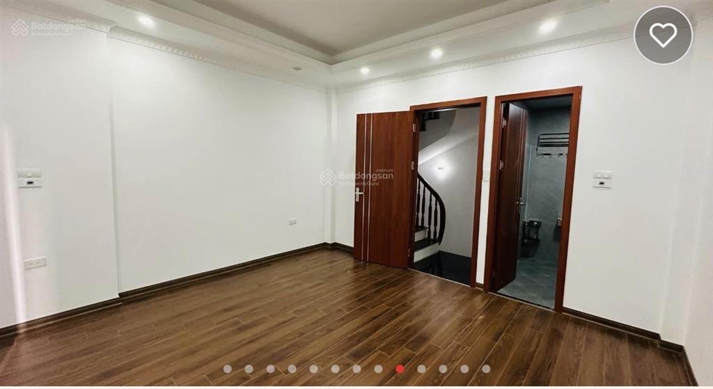 Mỹ đình  6 tầng  nhà đẹp ở ngay  gần sân vđ