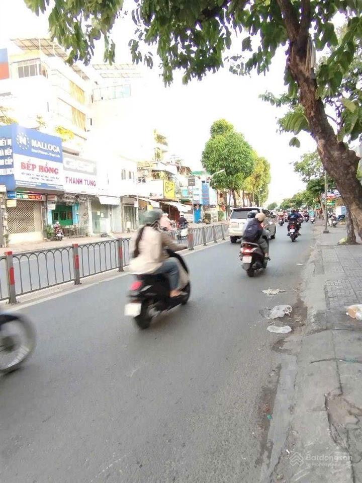 Bán đất tặng nhà mặt tiền kinh doanh nguyễn kiệm 70m ( 6 x 12 ) nhỉnh 9 đồng
