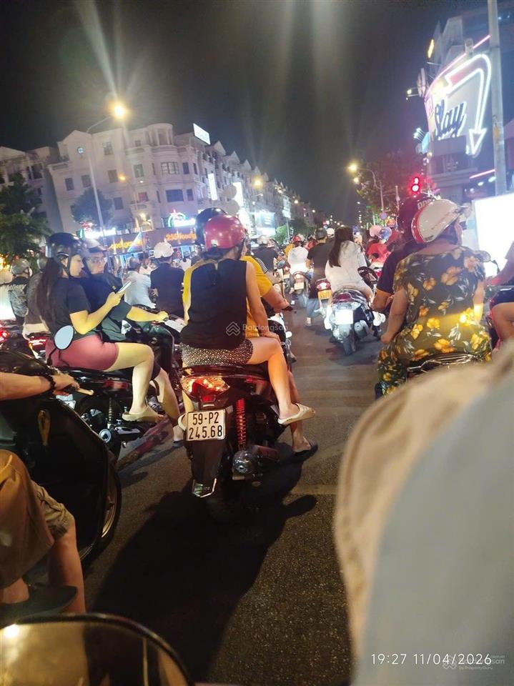 Nhà mặt tiền kinh doanh ngay nguyễn văn khối 45m nở hậu tài lộc 2 tầng 3pn chỉ hơn 6 đồng