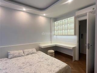 Bán nhà ngoại giao đoàn, thang máy vivu, thiết kế hiện đại, thoáng ở sướng, mặt tiền rộng, gần oto.