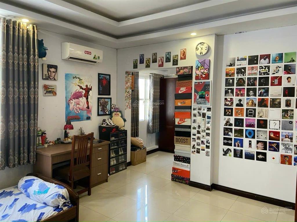 Bán gấp căn biệt thự phú mỹ hưng  góc 2 mặt tiền công viên, 52 tỷ