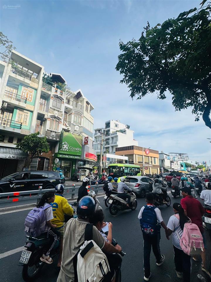 Bán căn nhà mặt tiền 293 dương bá trạc, phường 1, quận 8, tp hcm