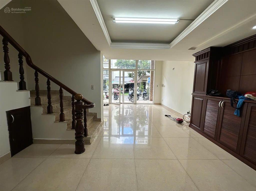 Bán căn nhà khu hưng gia 3  phú mỹ hưng  quận 7