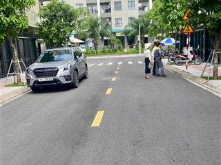 Bán nhà mặt tiền dĩ an  bcons uni valley, 4 tầng, 243m2. giá nhỉnh 10 tỷ