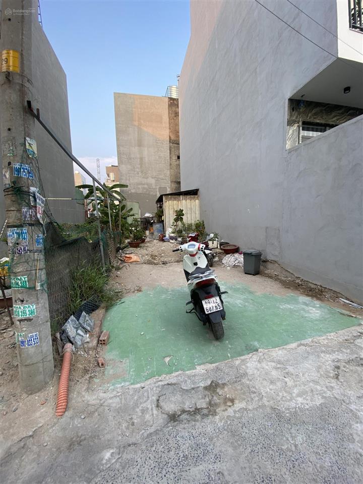 Bán gấp đất đẹp ở ngô chí quốc, 3,8 tỷ, 67m2, mặt tiền 4m