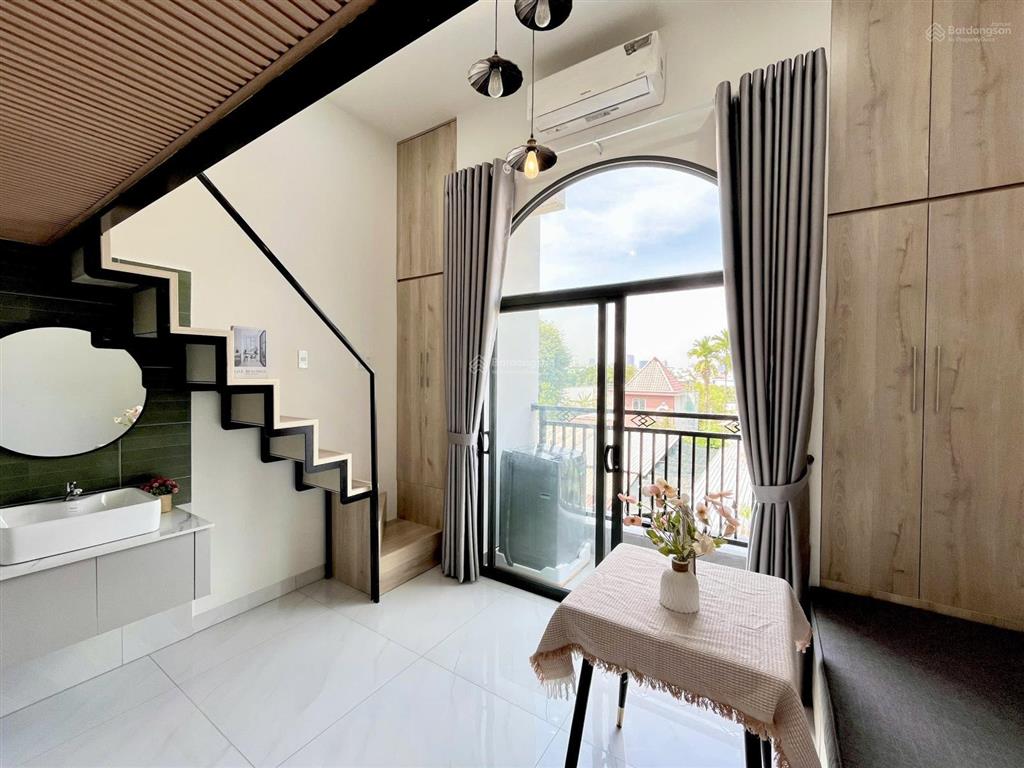 Cho thuê duplex ban công máy giặt riêng full nội thất siêu xịn gần lotte q7, ttdu, đh cảnh sát, q1