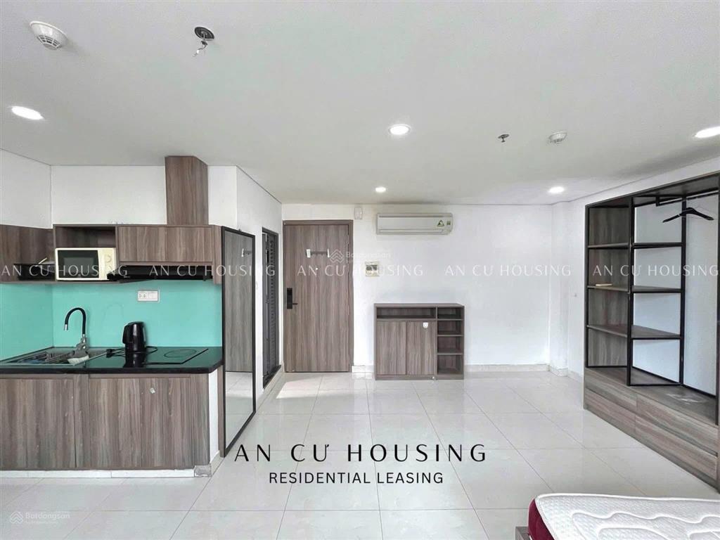 Em trống studio đi full nt  trung tâm quận 7, gần rmit tdtu, lotte mart, crescent mall, vivocity