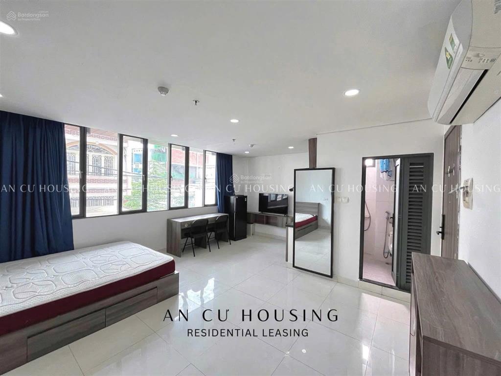 Em trống studio đi full nt  trung tâm quận 7, gần rmit tdtu, lotte mart, crescent mall, vivocity