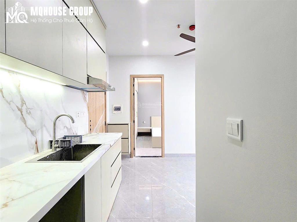 Nhìn là biết nhà mới xây ngay trung tâm quận 7, gần rmit tdtu, lotte mart, crescent mall, vivo