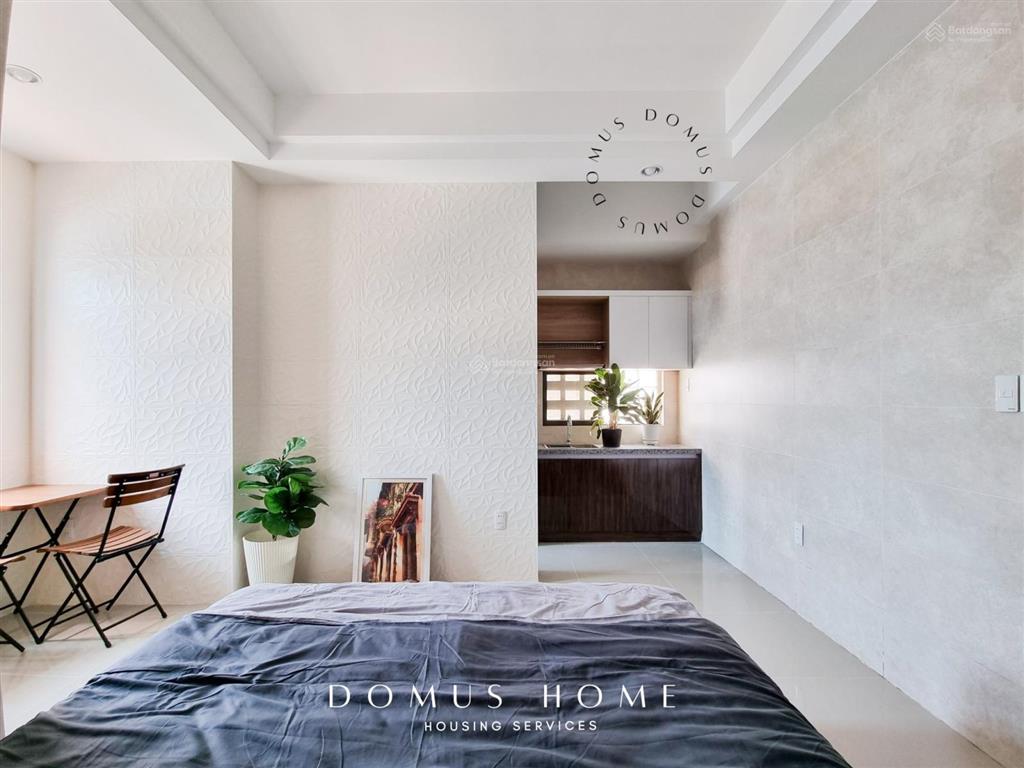 Nhào vô căn stu ban công full nt ngay trung tâm q7 gần rmit, tdtu gần lotte, crescentmall, vivocity