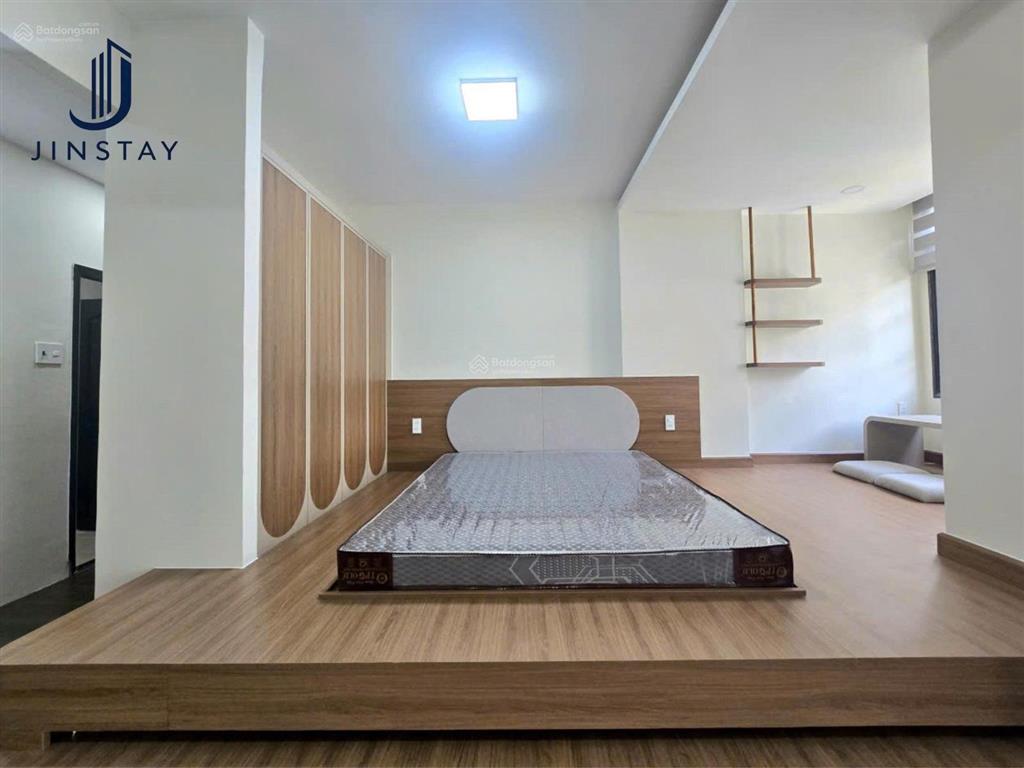 Trống studio bancon full nt ngay trung tâm q7 gần rmit, tdtu gần lotte, cresentmall, vivocity, q1