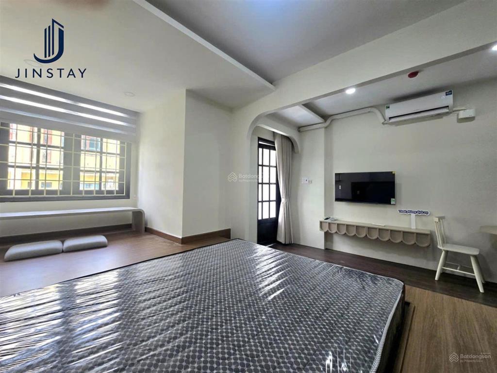 Trống studio bancon full nt ngay trung tâm q7 gần rmit, tdtu gần lotte, cresentmall, vivocity, q1