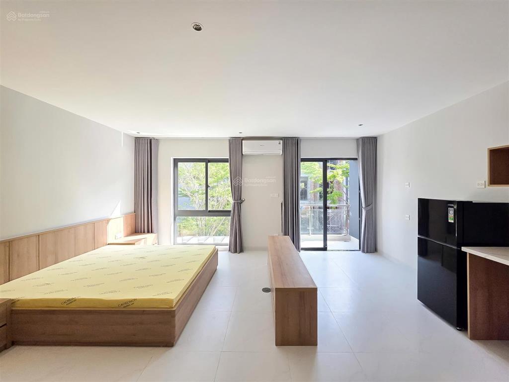 Trống studio bancon full nt ngay trung tâm q7 gần rmit, tdtu gần lotte, cresentmall, vivocity, q1