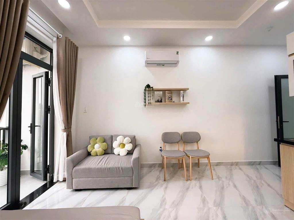 Vừa xong studio ban công sang chảnh full nội thất  ngay trung tâm q7  gần crescent mall, lotte