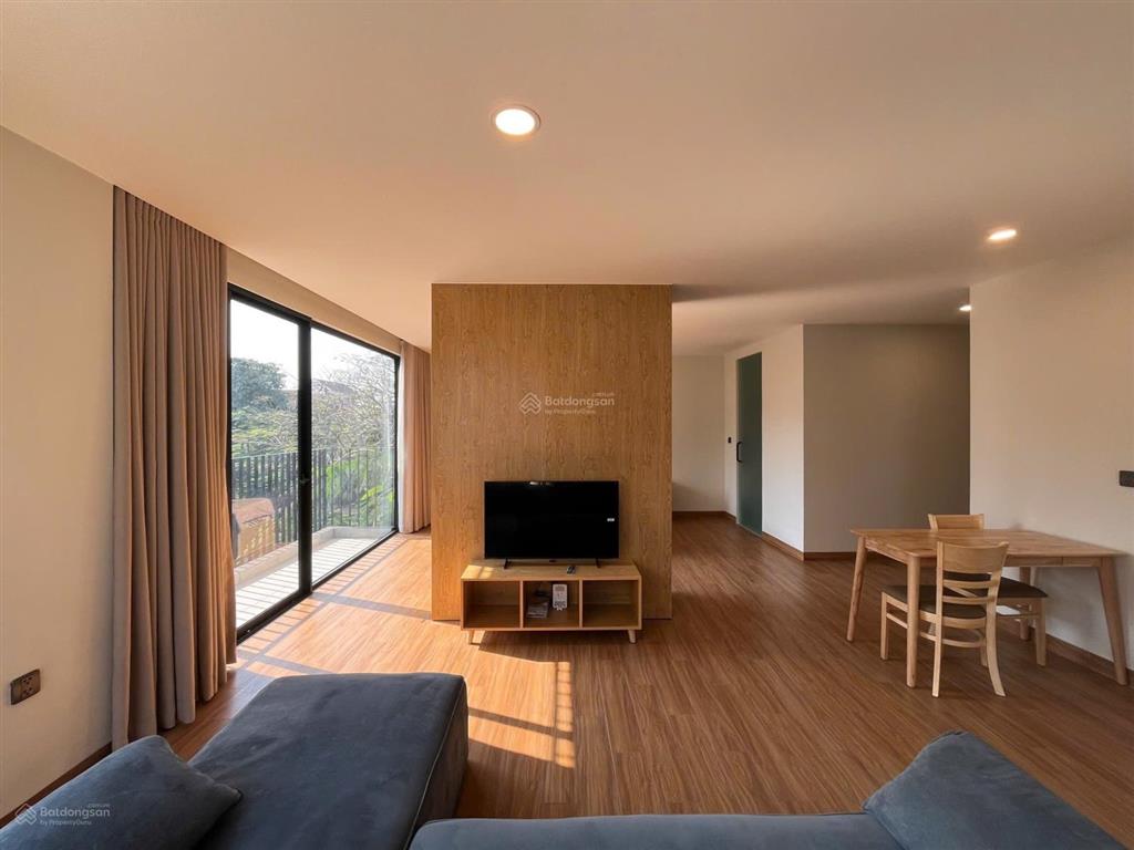 Em trống studio ban công đi full nt  trung tâm quận 7, gần rmit tdtu, lotte mart, crescent mall